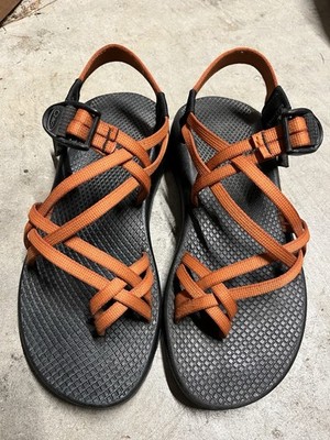 Women s Chaco ZX/2 Classic orange toe loop hiking & water sandals size 9 M / 40