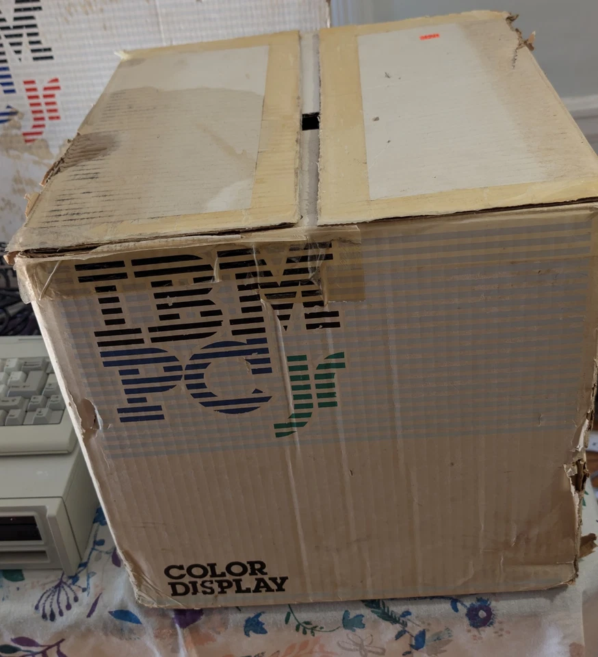 Vintage IBM PCJR Color Display Monitor Model 4863 in Original Box with Foam - Image 3 of 4