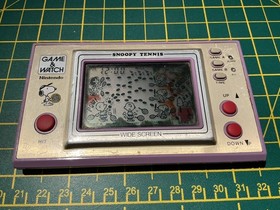Nintendo GAME & WATCH SNOOPY TENNIS SP-30 (1982) &ndash; Vintage Handheld Console