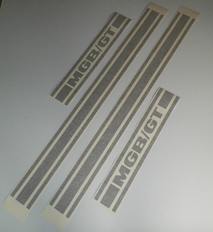 Nuevo 1966-1974 MG MGB GT Triple Balancín Inferior Cuerpo Lateral Rayas Kit V8 MGB/GT Foto 2 de 4