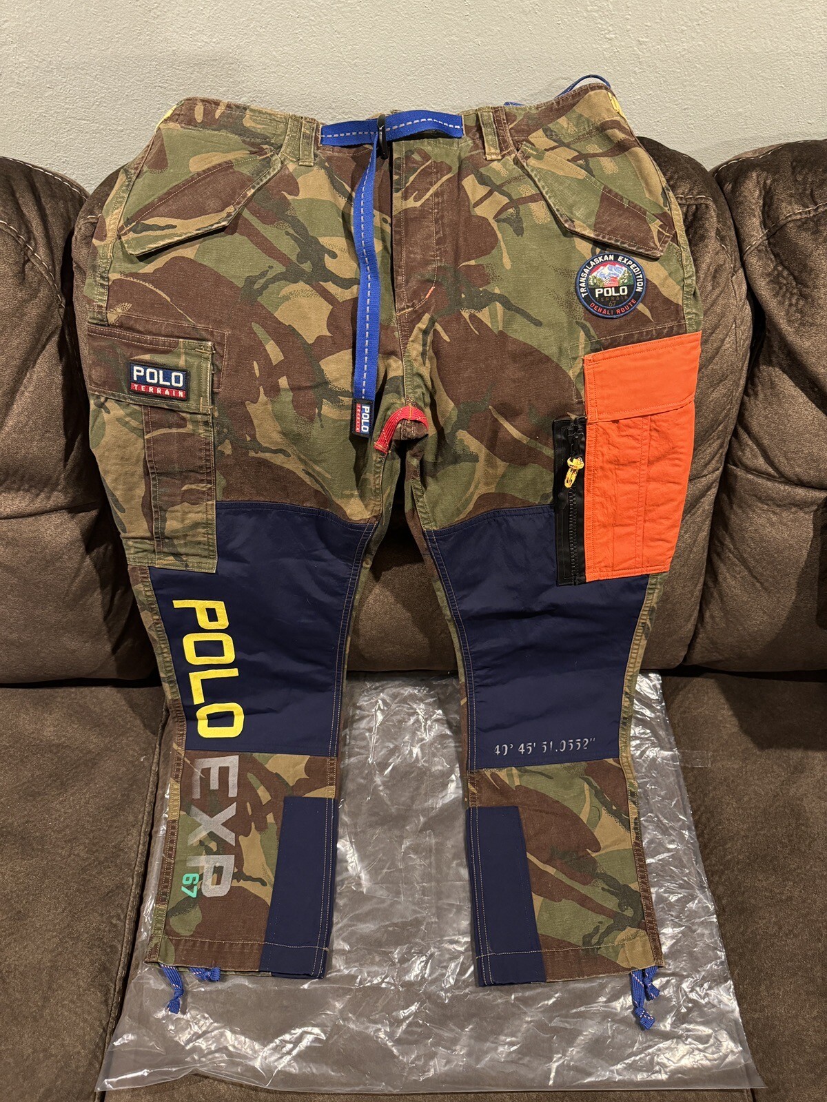 Picture 1 of 3