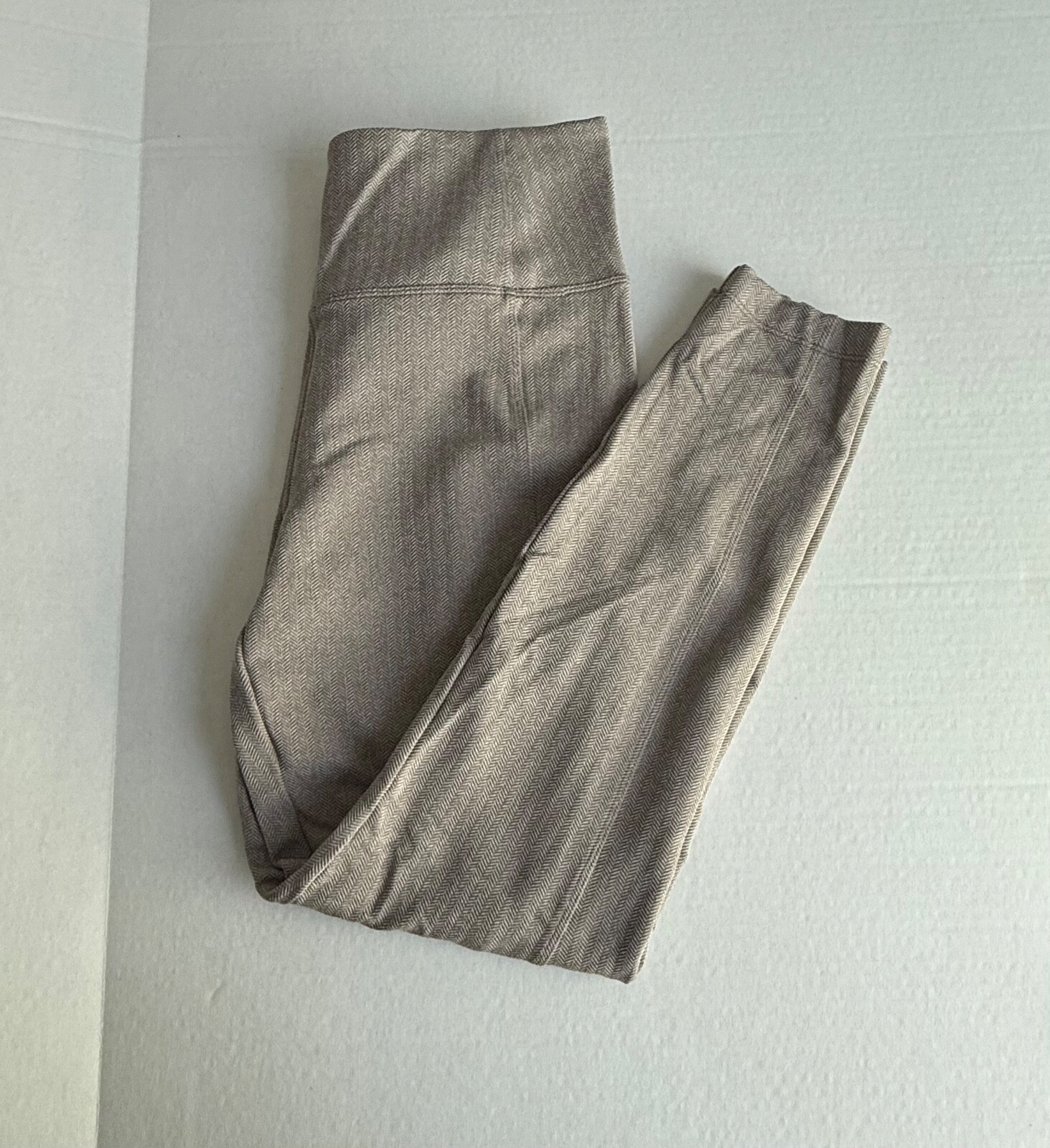 Athleta Womens Beige Delancey Herringbone Athletic Leggings Size Medium