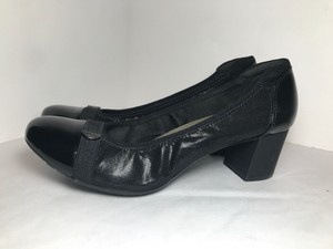 anne klein black pumps