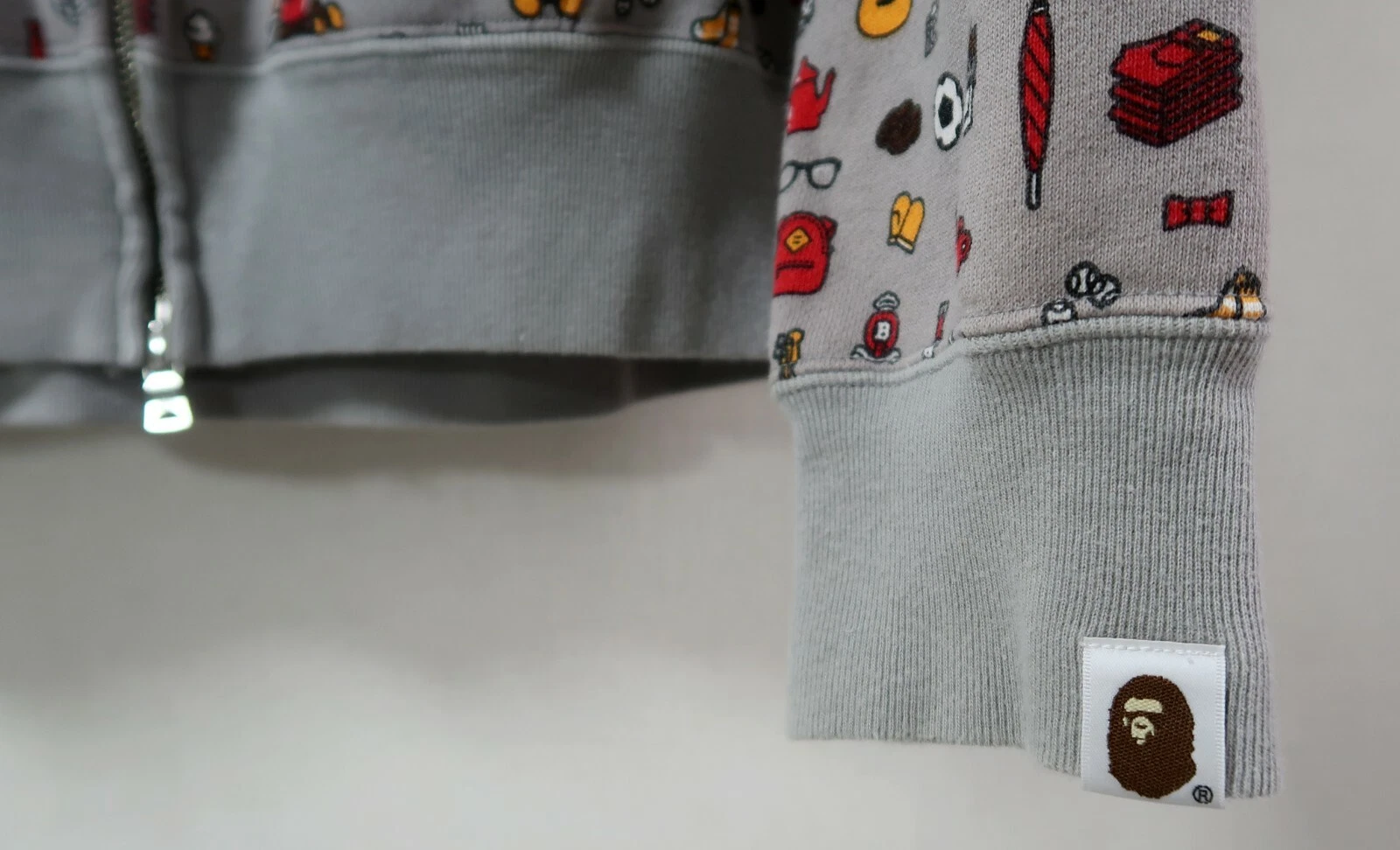 A BATHING APE (BAPE) Felpa con cappuccio A BATHING APE BAPE Baby Milo Shark Zip M taglia NIGO GIAPPONESE