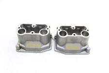 BMW N20B20 ENGINE CYLINDER HEAD SPARK PLUG HOUSING BRACKETS PAIR E5186