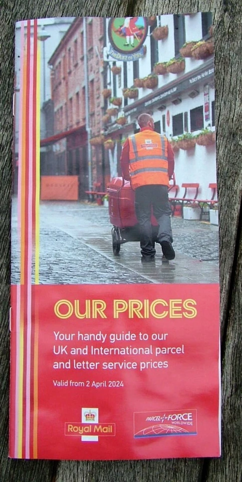 TWO Portmeirion Red Hearts Jan Constantine Egg Cups 6.5cmh in Excellent Cond. - Image 4 of 4