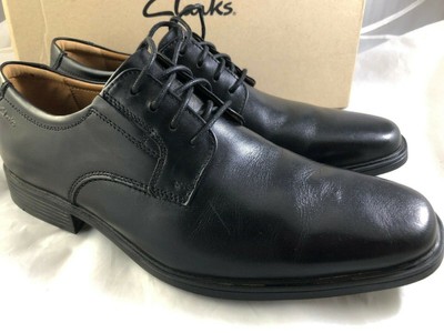 clarks tilden plain black