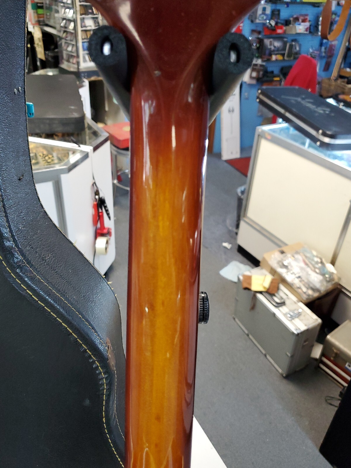 ALVAREZ 1974 STEEL STRING ACCOUSTIC JUMBO BODY GUITAR 5052 FLOWER PICKGUARD RARE eBay