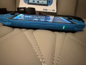 PS Vita Aqua Blue PCH-2000 ZA23 Console playstation Sony JAPAN F/S 64gb