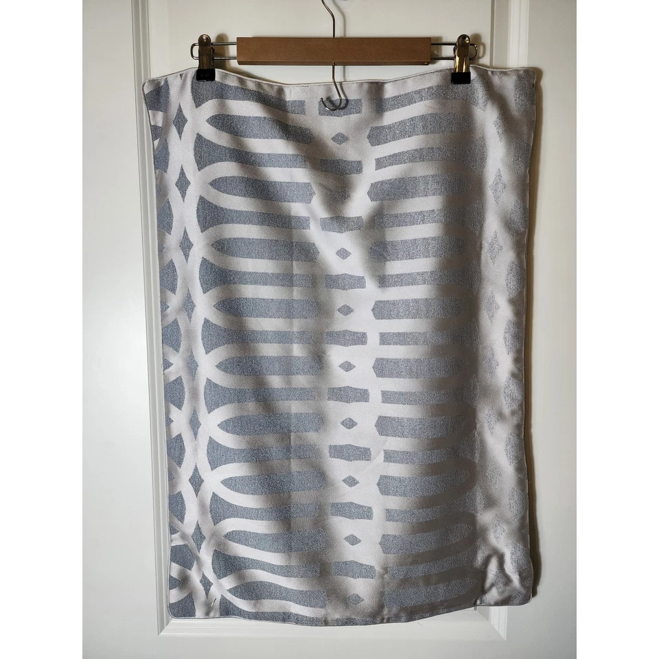 HOTEL COLLECTION Juego de 2 fundas de almohada ESTÁNDAR de eslabones de afrodita gris plata Foto 2 de 4