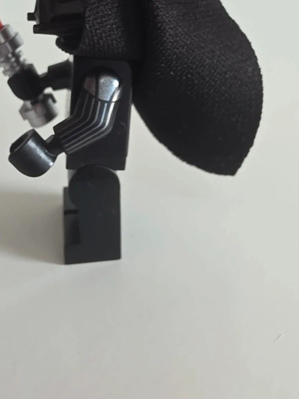 LEGO Star Wars Darth Vader Minifigure sw1106 75291 Death Star Final Duel 2020 image 8