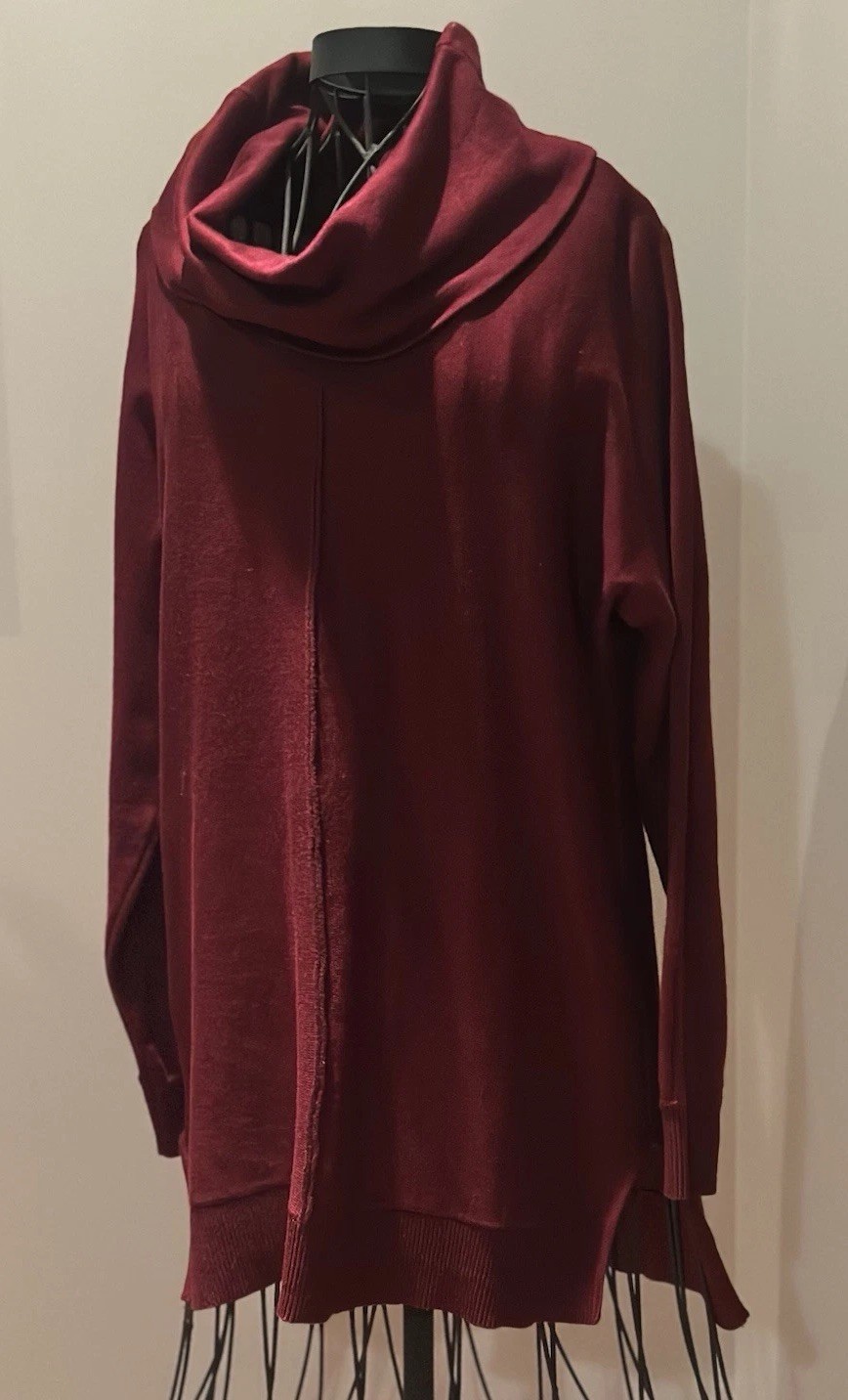 JOAN VASS NY Women’s Sweater Shawl Cowl Neck Autumn Red Tunic Size Small