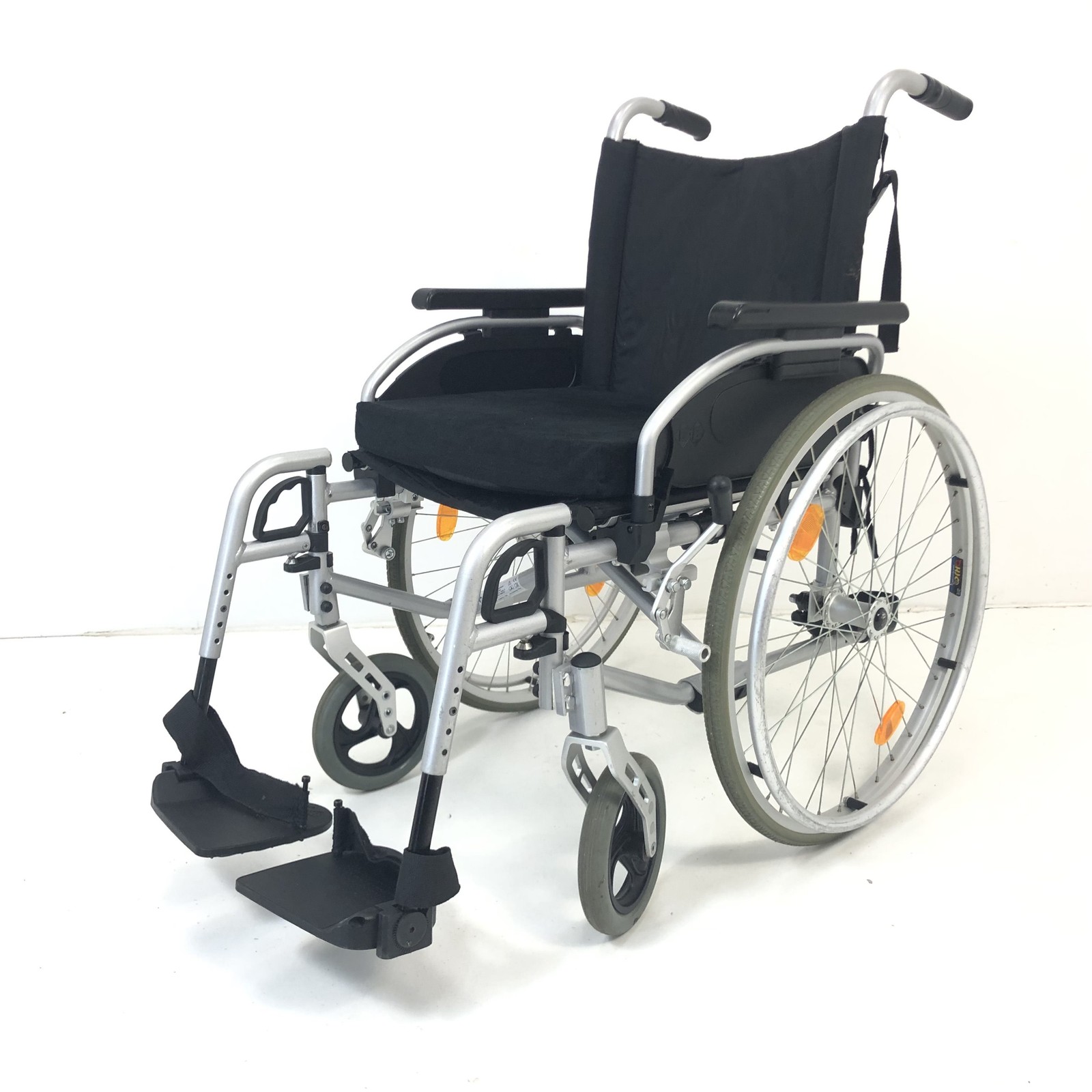 B+B Pyro Start Plus Rollstuhl Faltrollstuhl Sitzbreite 45 cm nur 14,8 kg K6220