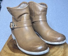 Primadonna Collection Engineer Boots Womens 9.5 Ankle Booties Tan Leather