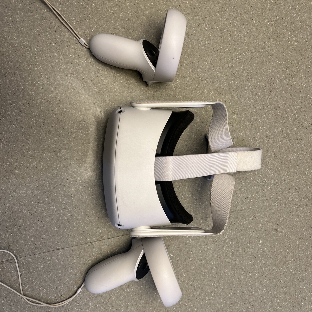 ︎ Quest 2  64GB︎♪ Oculus Quest 2 / 64GB VR All-In-One Game Headset System