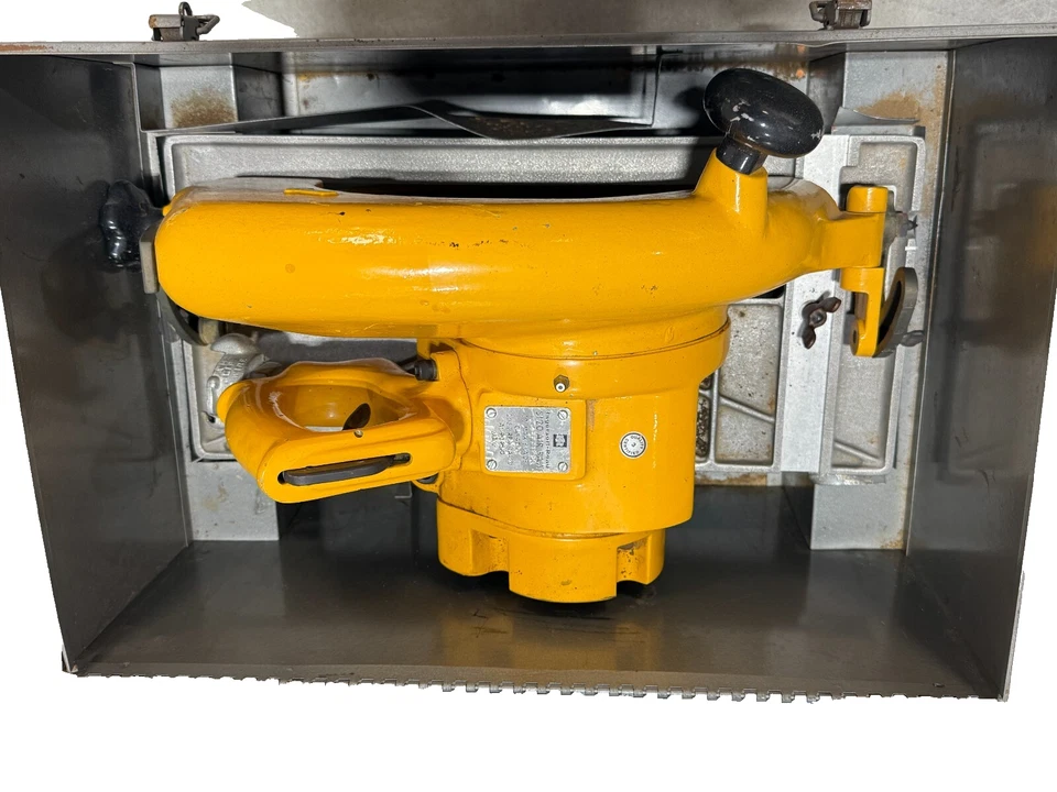 Sierra circular neumática Ingersoll Rand IR-S120 - 12", 2050 RPM, 90PSI Foto 4 de 4