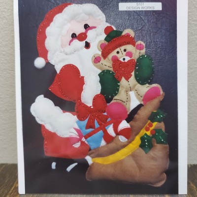 Design Works Shaped Santa Wall Hanging Christmas Toys Felt Applique Kit 5101