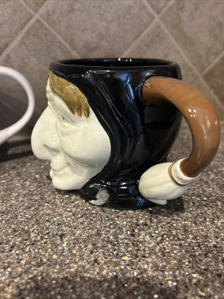 NUEVAS tazas escultóricas Williams Sonoma bruja, fantasma, gato Foto 3 de 4