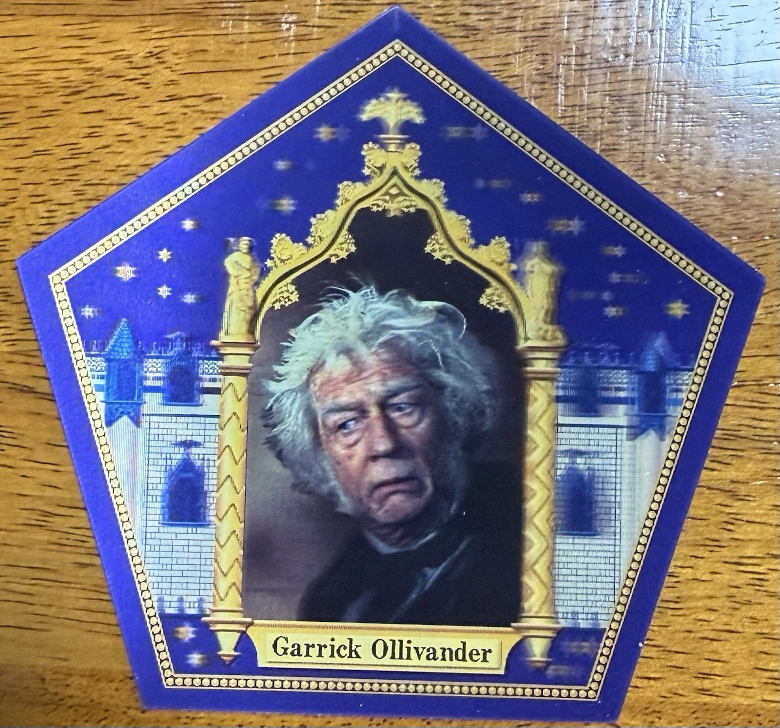 Tarjeta Universal Harry Potter Garrick Ollivander Mundo Mágico Rana Chocolate