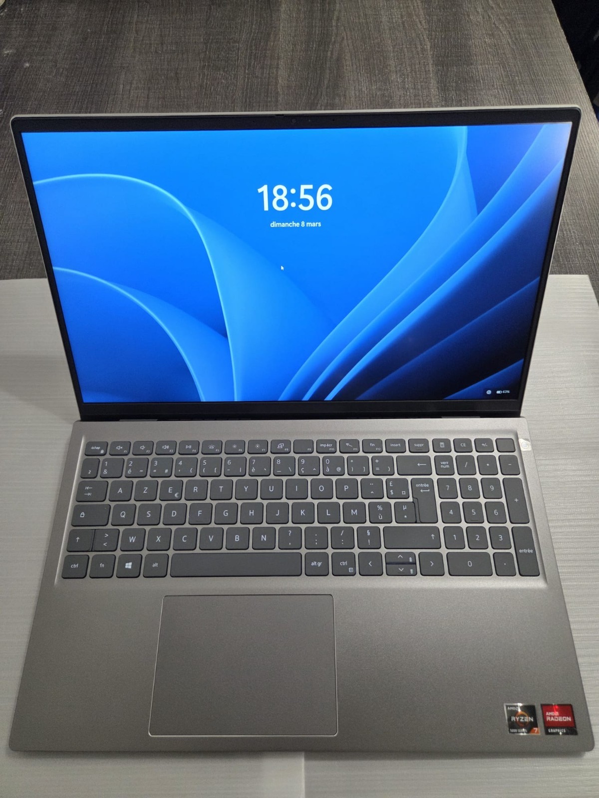 Dell Inspiron 5515 PC portable Ryzen 7 5700U 16 Go RAM SSD 512 Go Windows 11
