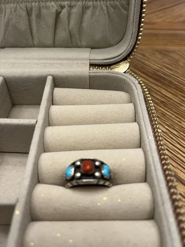 Southwestern shadowbox sterling ring turquoise coral silver beaded vintage 6.5