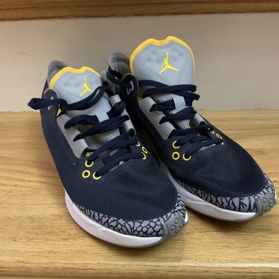 Size 9- Air Jordan 88 Racer University of Michigan AV1200-401