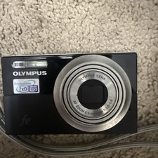 Olympus FE-5010 12MP Digital Camera with 5x Optical Zoom No Charger Tested