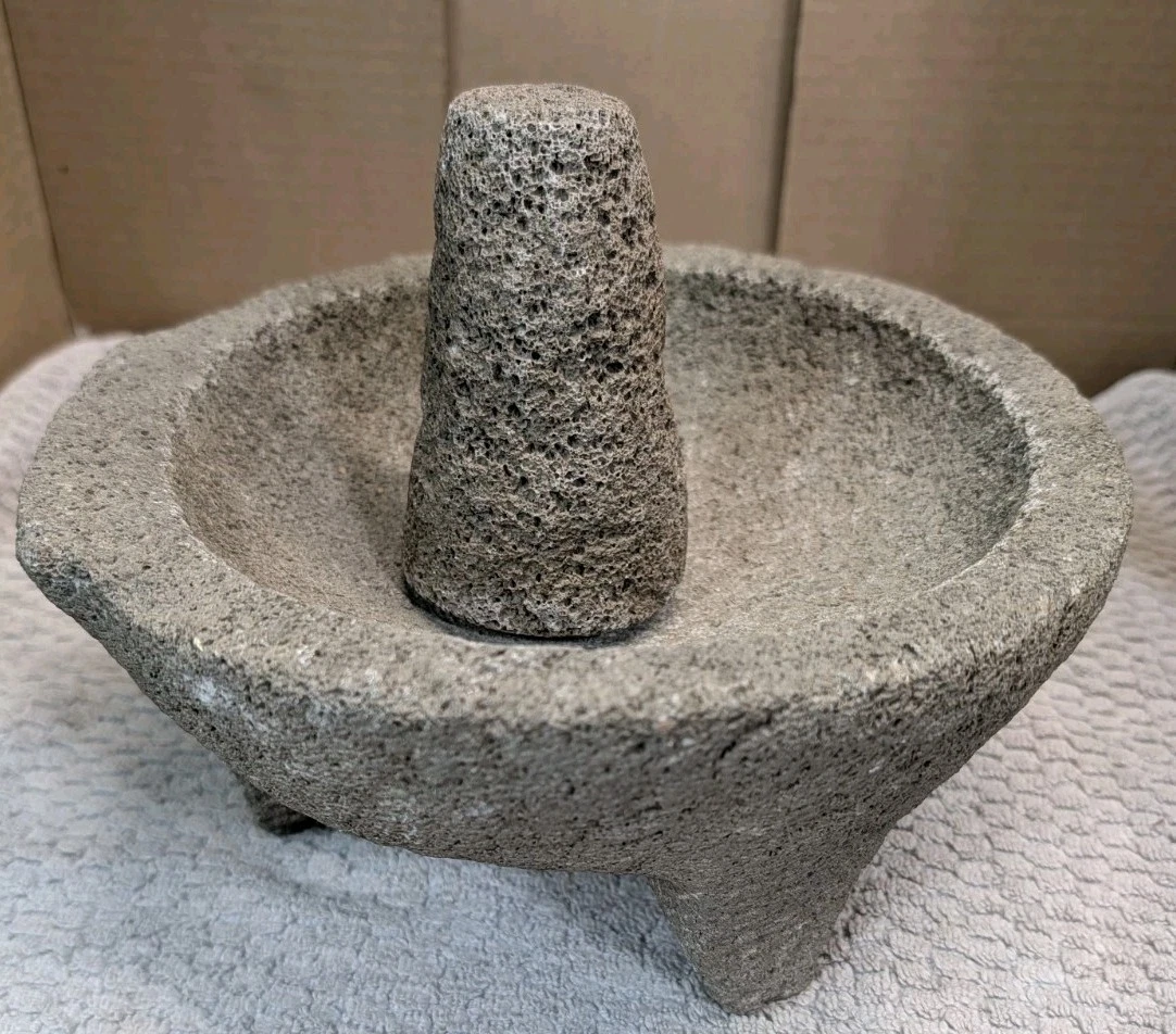 Mexican Volcanic Lava Stone Molcajete & Tejolote Mortar Pestle 8 lb
Opens in a new window or tab