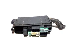 13-14-15-16-17-18-19  NISSAN SENTRA  FUSE/RELAY BOX