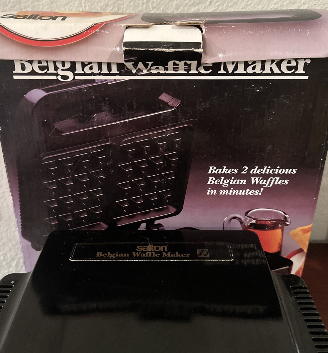 Vintage Salton Belgian Waffle Maker Model WM4 Black Non