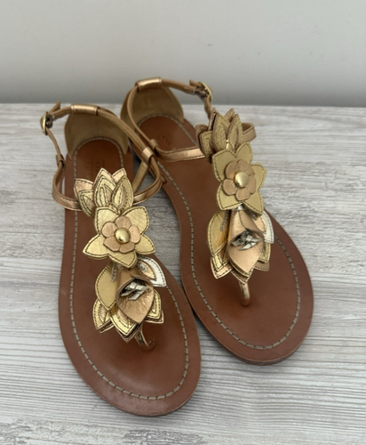 Coach Sierra Gold Metallic Floral Leather Button T-Strap Sandals Flats Sz 9 - Picture 3 of 9
