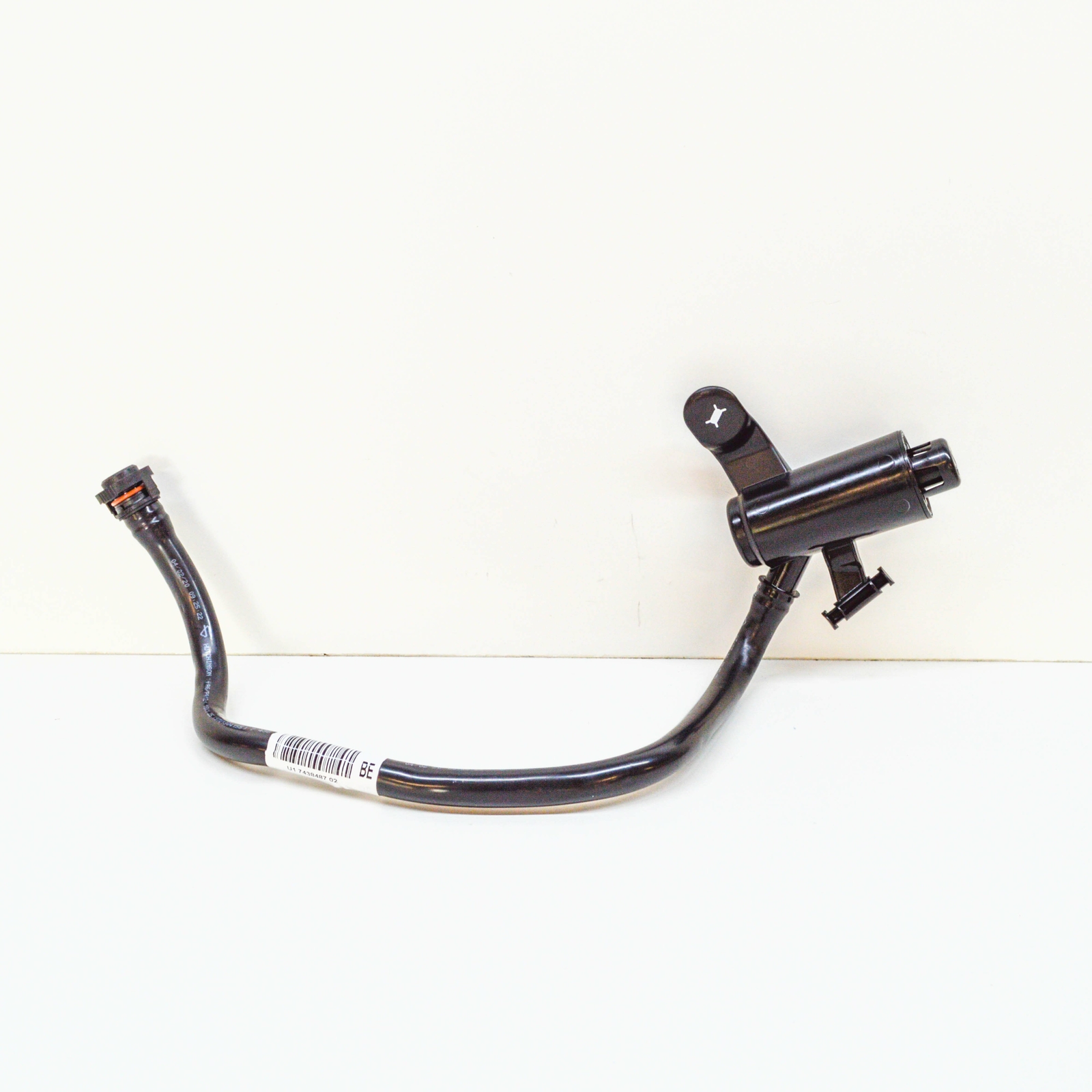 BMW 3 GT F34 Vent Pipe With Dust Filter 16137438487 7438487 NEW 