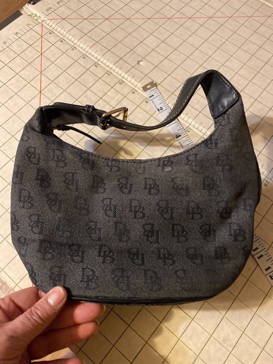 Vintage Dooney Bourke j7094974 Black SATCHEL Bag Shoulder Vintage Dooney Bourke j7094974 Black SATCHEL Bag Shoulder