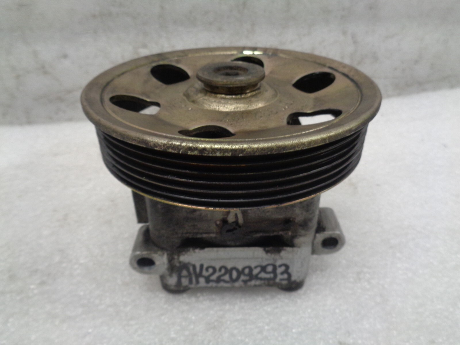 2004-2008 Maserati Quattroporte M139 Power Steering Pump OEM AK2209293