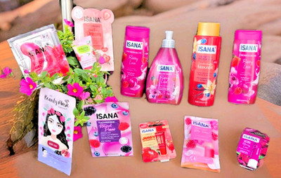 ISANA 10 Teilig Set Pflege Beauty Wellness Berry LOVE  + GRATIS GESCHENKE