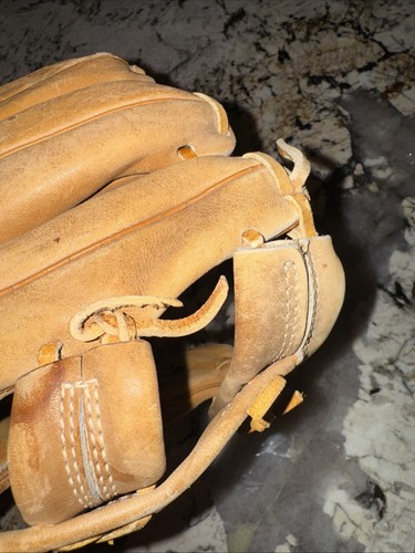 VINTAGE SPALDING BASEBALL GLOVE SAL BANDO 42-5395 ADVISORY STAFF - Picture 11 of 14