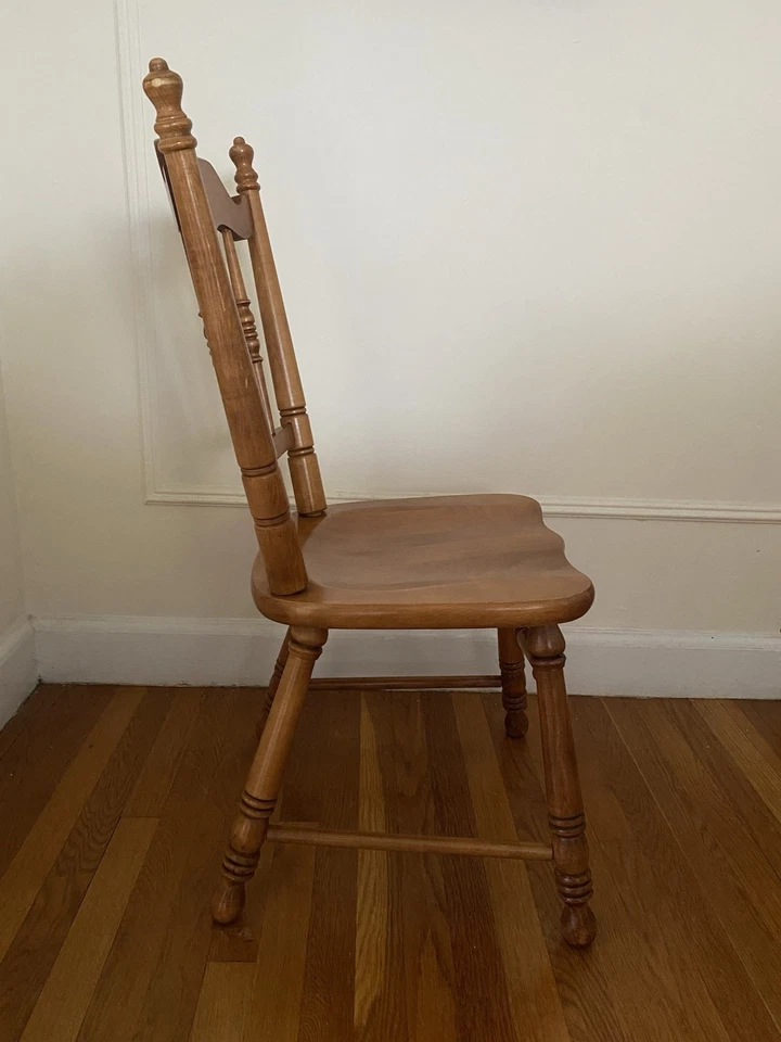 Silla vintage Tell City Hard Rock con detalles de arce hecha en EE. UU. Foto 3 de 4