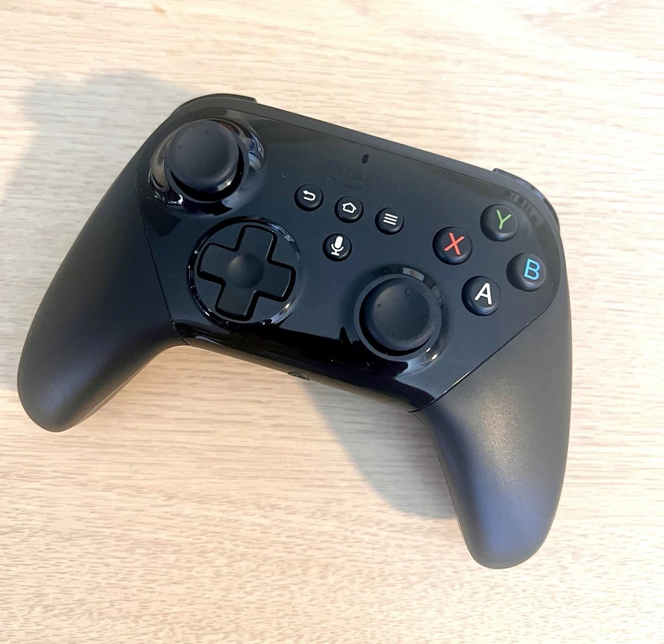 Amazon Fire TV Wireless Game Controller (DE38UR) W/ Voice Search - Image 3 of 4