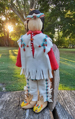 Süße handgefertigte indianische Indianer ohne Gesicht Maisstiel Puppe Perlen Mokassins