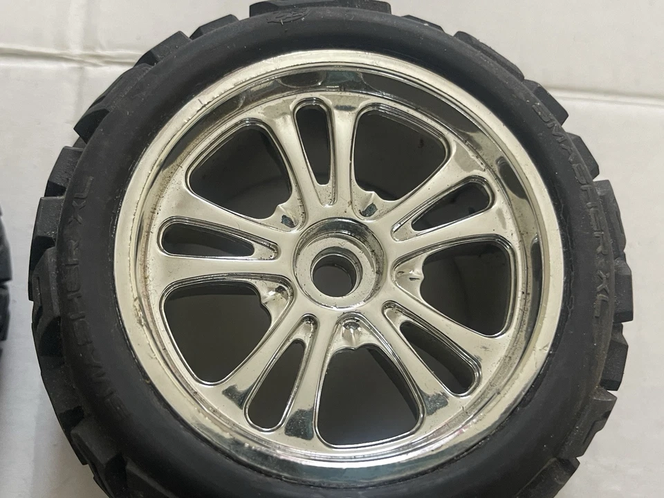 Pneus Team Losi 320 Spokez /Smasher XL / dianteiro (2) - Imagem 3 de 4