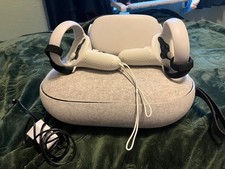 meta quest 2 vr headset with controllers and ...