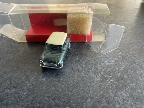 HERPA MINI COOPER GREEN/WHITE 1/87 - Picture 2 of 3