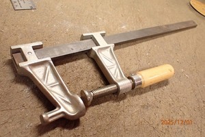 OLDER B&C BRINKS AND COTTON WOODWORKING BAR CLAMP