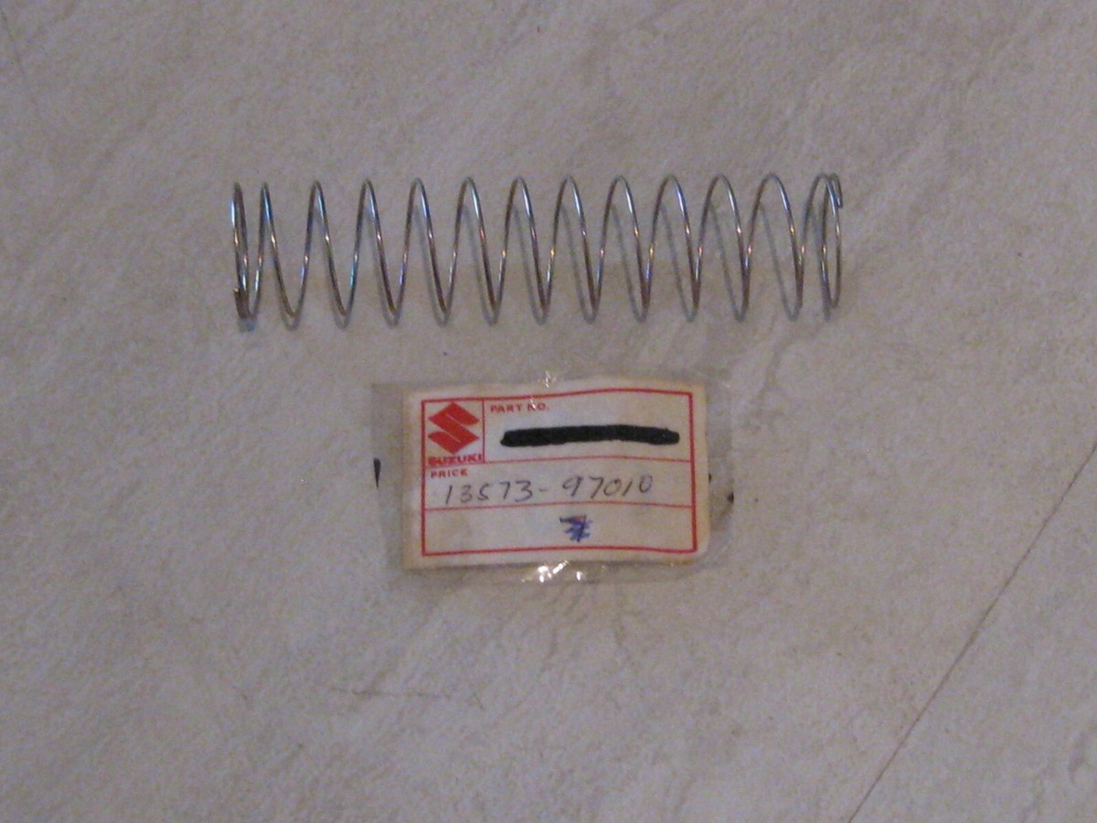 Suzuki SM10 SM20 SM21 Snowmobile Carburetor throttle valve spring