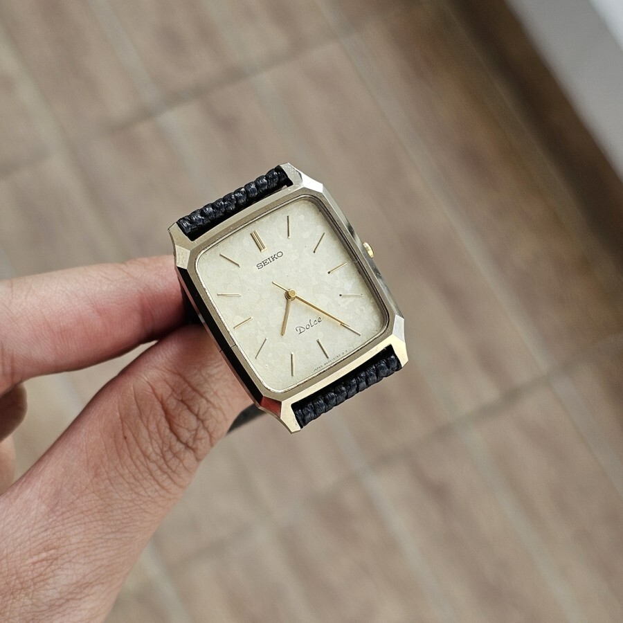 RARE Seiko Dolce 8N41 5130 Tungsten Quartz Square Texture Dial