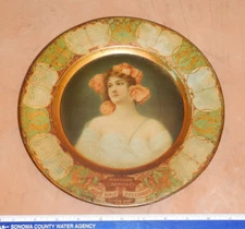 ORIGINAL 1907 HARVARD BREWING, LOWELL MASS. - METAL VIENNA ART PLATE