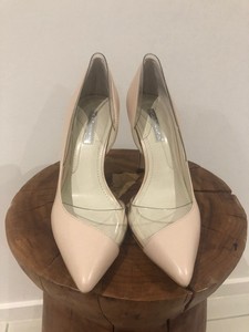 bcbg nude pumps