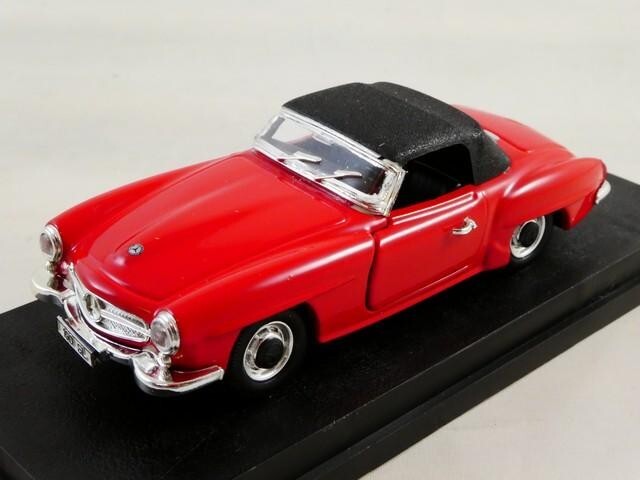MERCEDES 190 SL 1955 altaya 1/43 jamais déballée encore sous blister