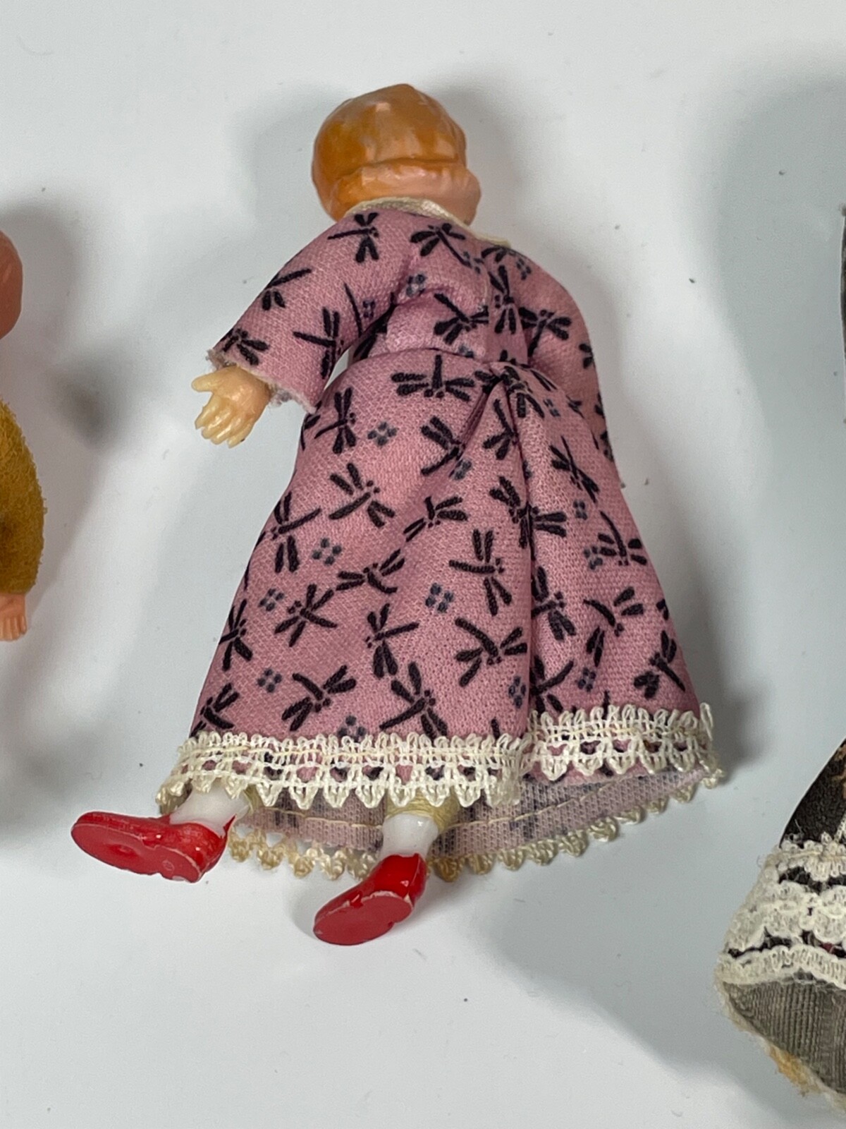 Vintage 5 PIECE DOLL FAMILY,  Dollhouse Miniature