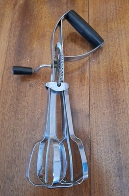  EKCO Super Speed Hand Held Egg Beater Whip Manual Mixer Made in USA